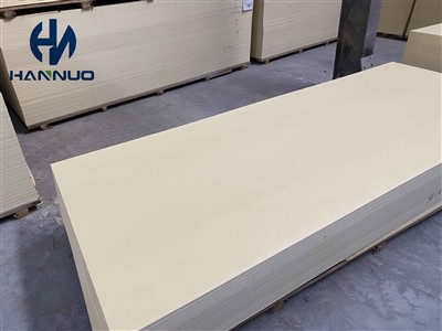 Plošča iz PVC pene